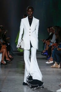 00029-proenza-schouler-spring-2023-ready-to-wear-credit-monica-feudi.thumb.jpg.ad15779214666f2bd22f8b2094f5db49.jpg