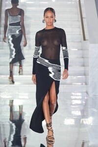 00043-missoni-spring-2023-ready-to-wear-credit-gorunway.thumb.jpg.04f45bdcd22130faa3db6bec9a5eb15f.jpg