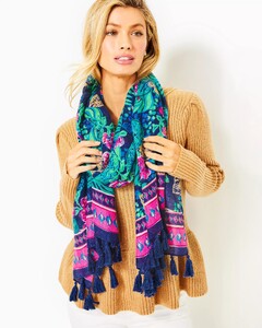 007047_lowtidenavylifeofthepartyengineeredresortscarf-sf.jpg