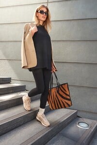 116-684s4.jpg