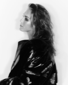2023CRFashionBook-0005.jpg