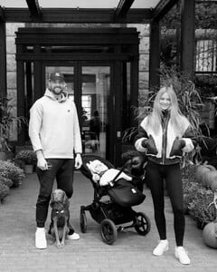 [2023.11.23] kevinlove_403920372_362503012907629_8538049195557922945_n.jpg