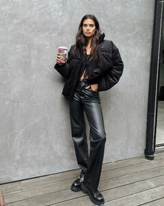 [2023.11.30] sarasampaio_406113805_18406113076058288_6321009716433275789_n.jpg