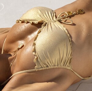 [2023.12.07] lulifamaswimwear_407748741_18399270001047625_7180887435068532779_n.jpg