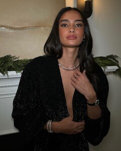 [2023.12.11] kelseymerritt_409634441_339967485418747_3019427582586197586_n.jpg