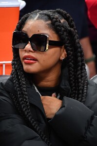 423147630_halle-6.jpg