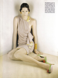 45272_Eye_View_Of_A_New_Glam_016_122_525lo.thumb.jpg.31a62dbd78d585fa72b04e38169b380c.jpg
