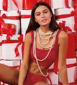 570x633_intimo_natale.thumb.jpg.250800ca505fbf85bbee851bf3a290cc.jpg