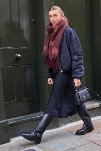 A86405s2.jpg
