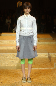 AlexandreHerchcovitch2002WomenRTW2.thumb.jpg.c874f2e05494003cb6a1ded1c647dd1f.jpg