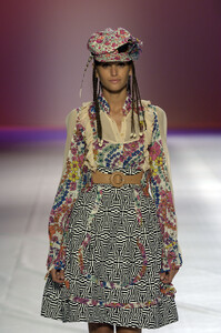 AlexandreHerchcovitch2006WomenRTW52.thumb.jpg.1c614cfbf720fe9b58d791109a79950e.jpg