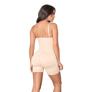 Annchery-relojdearena-fajatiposhort-1040-mujer-beige-2.jpg