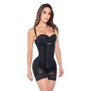 Annchery-relojdearena-fajatiposhort-1040-mujer-negro-1.jpg