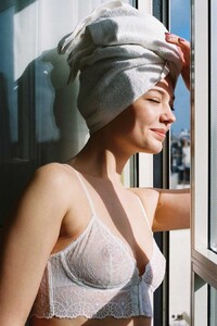BARELOU_LINGERIE_FLEUR_BUSTIER_WHITE_1-1.jpg