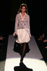 BadgleyMischka2006WomenRTW57.thumb.jpg.884e78ba1d07efe70817afbad929430c.jpg