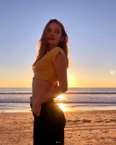 Cari Flowers Screenshot 2023-12-14 at 11-52-06 Cari Flowers (@cariflowers) • Instagram photos and videos.png