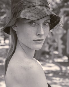 Caroline Lossberg large-1568993419-ff6f7f2e7b43a59546d2119b591aef6b.jpg