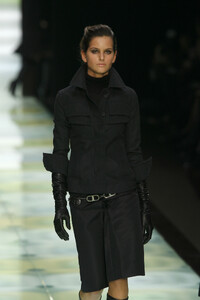 Celine2006WomenRTW101.thumb.jpg.12a710a046f8183dbd5d1e2e1bd7a661.jpg