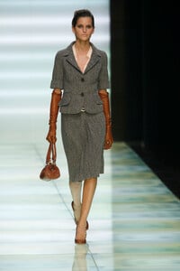 Celine2006WomenRTW3.thumb.jpg.7438942224c676de953b60deff7ce37b.jpg