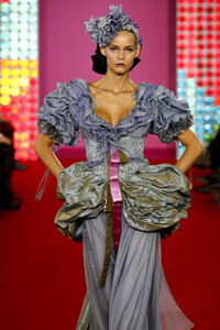 ChristianLacroix2008HauteCouture199.thumb.jpg.ec34b65f4e3c3359c246b6aa50611719.jpg