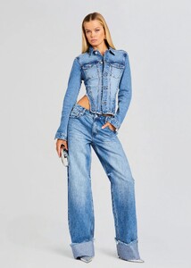 Ecommerce_Crop-23-11-15_CAROLINAJACKET_MARGOJEANS_RIVER__0815_ECOMM.jpg