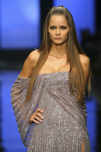 ElieSaab2007HauteCouture130.thumb.jpg.e6d5f2d9c36ab1f174dcf08de3b59baa.jpg