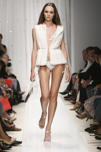 Fisico2006WomenRTW126.thumb.jpg.15d44ac58c83ee71fd6cc65a2756a768.jpg