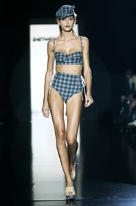 GaetanoNavarra2006WomenRTW16.thumb.jpg.e1d2adb398678c0cc05befba0e0442eb.jpg