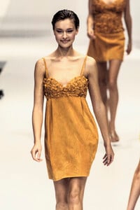 Genny1995WomenRTW57.thumb.jpg.dd79676a08ba14ca69dd613af704b6ce.jpg