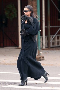Irina-Shayk---Wearing-black-coat-with-boots-in-New-York-10.jpg