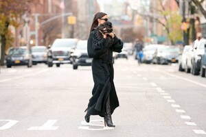 Irina-Shayk---Wearing-black-coat-with-boots-in-New-York-12.jpg