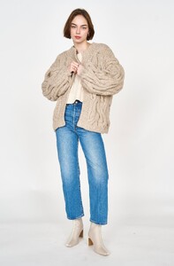 MIRTH_AW23_HandknitCortinaCableCardiganinCamel_12.jpg