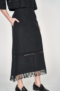 MIRTH_AW23_LombokSkirtinBlack_4.jpg