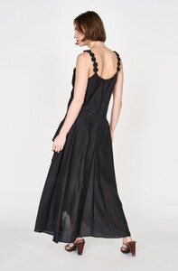 MIRTH_AW23_SingaporeinBlack_18.jpg