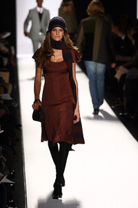 MichaelKors2006WomenRTW92.thumb.jpg.9ad3ae43291fce1cb0a6435853b615b5.jpg