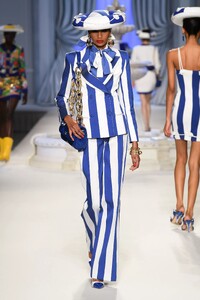 MoschinoS23029.thumb.jpg.7b14c98f95b1e0809393dd70103e48c4.jpg