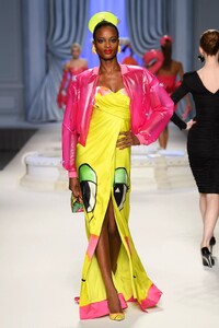 MoschinoS23049.thumb.jpg.7dccf42e934b90d015d5d4a86d9ec867.jpg