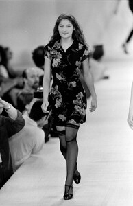 RalphLaurenSpring19956.thumb.jpg.5f38b2de8fb197c0c3cb07fa6dab9751.jpg