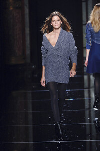 StellaMcCartney2006WomenRTW59.thumb.jpg.07b818cf74983d70fb234aaf0cda56d0.jpg