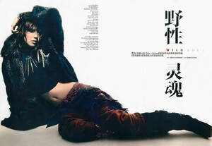 TaoOkamoto-VogueChinaSeptember2011-1.thumb.jpg.5a838d9380ebc3b3ecb3a5dfe4582c4b.jpg