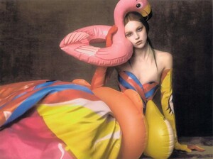 Tara-Halliwell-by-Szilveszter-Mako-Numero-March-2023-00033.thumb.jpeg.90c1ad2086ac109de39e066aa505f06c.jpeg