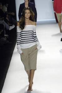 TommyHilfiger2006WomenRTW200.thumb.jpg.94758a5fceee4937618119c97697319a.jpg
