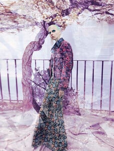Vogue-Italia-September-2016-MiuMiu-Cheyenne-Keuben-by-Solve-Sundsbo-02.thumb.jpg.0e0a881340f15fbfa26192a24578faa2.jpg