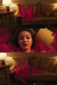 VogueGermanyMay2016(07).thumb.jpg.d9c9e0dd3f715feefc58e0bdaa2562b4.jpg