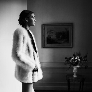 VogueGermanyMay2016(12).thumb.jpg.9d6070e86aa566ed7de1185e8ba149a6.jpg