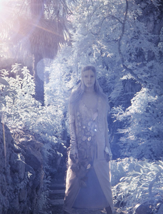 VogueItalia-Marzo2016-1515.thumb.png.9ac275867ac6db8c85c12179e713106a.png