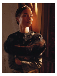 Vogue_Italia_2013-09-608.thumb.png.620f75285874c050c70a535d1739d437.png