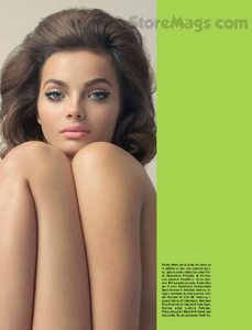 Vogue_Italy_2013-03-344.thumb.png.e7d6388d4b41880b1f2737ada40f00b3.png