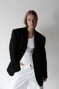 Witte-body-met-Blazer-1.jpg