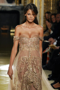 ZuhairMurad2007HauteCouture67.thumb.jpg.4bb0311532bef56c915169706d4e2c2f.jpg